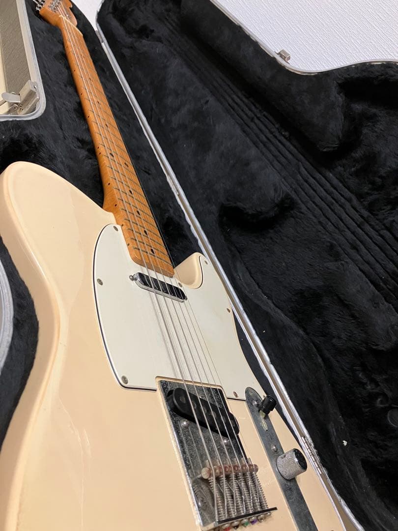 Fender テレキャスター ハードケース付き　20-26万