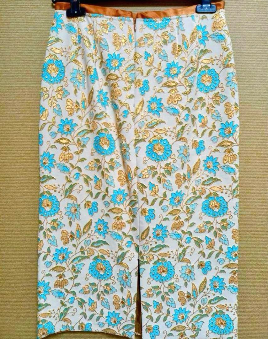 dries van noten 刺繍花柄タイトスカート