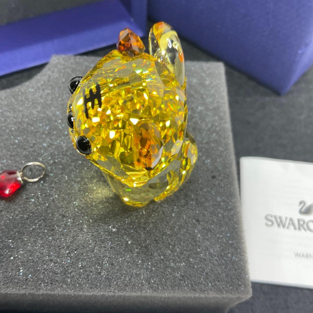 スワロフスキー　トラ