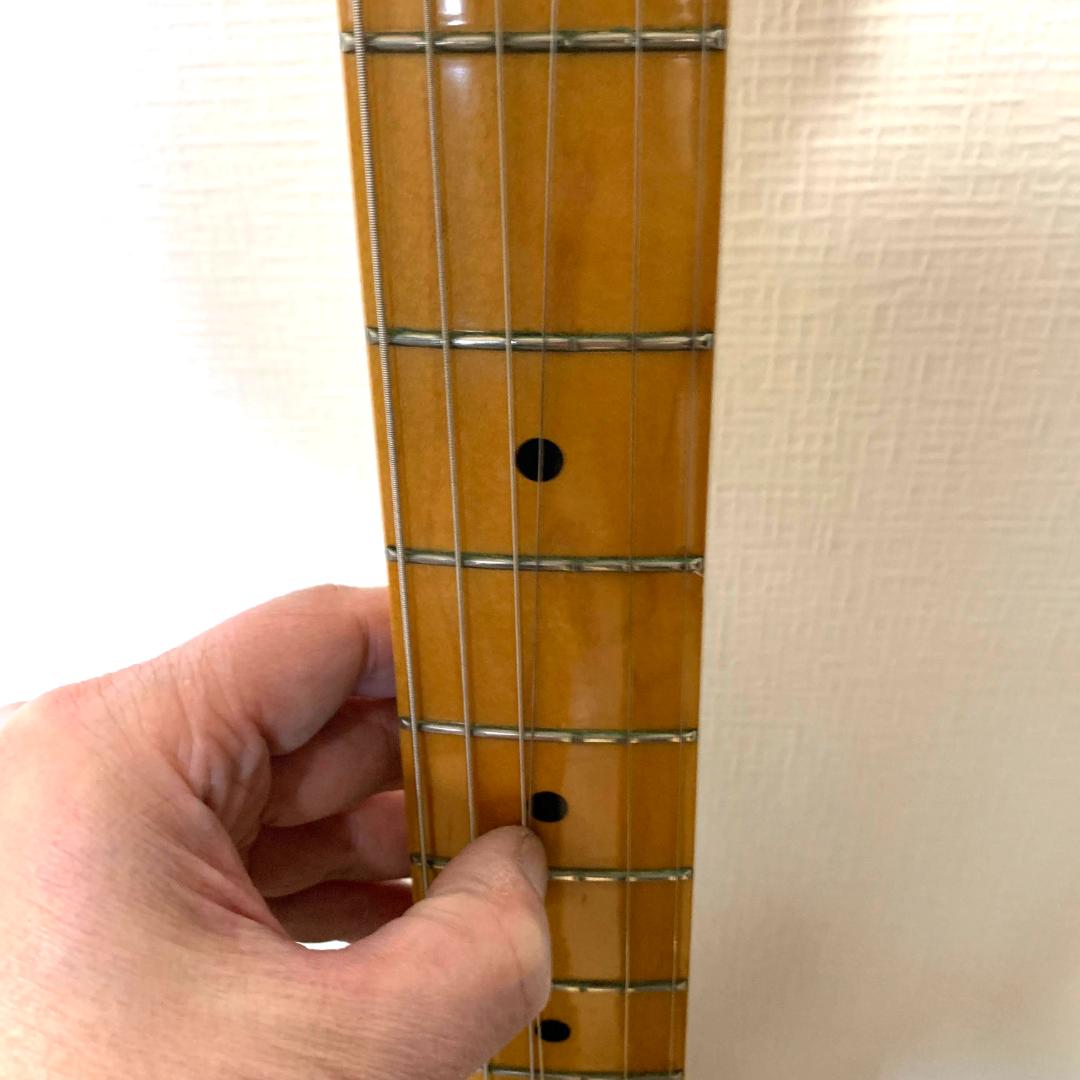 【訳あり】Fender Japan ストラトキャスター サンバーストST57-T