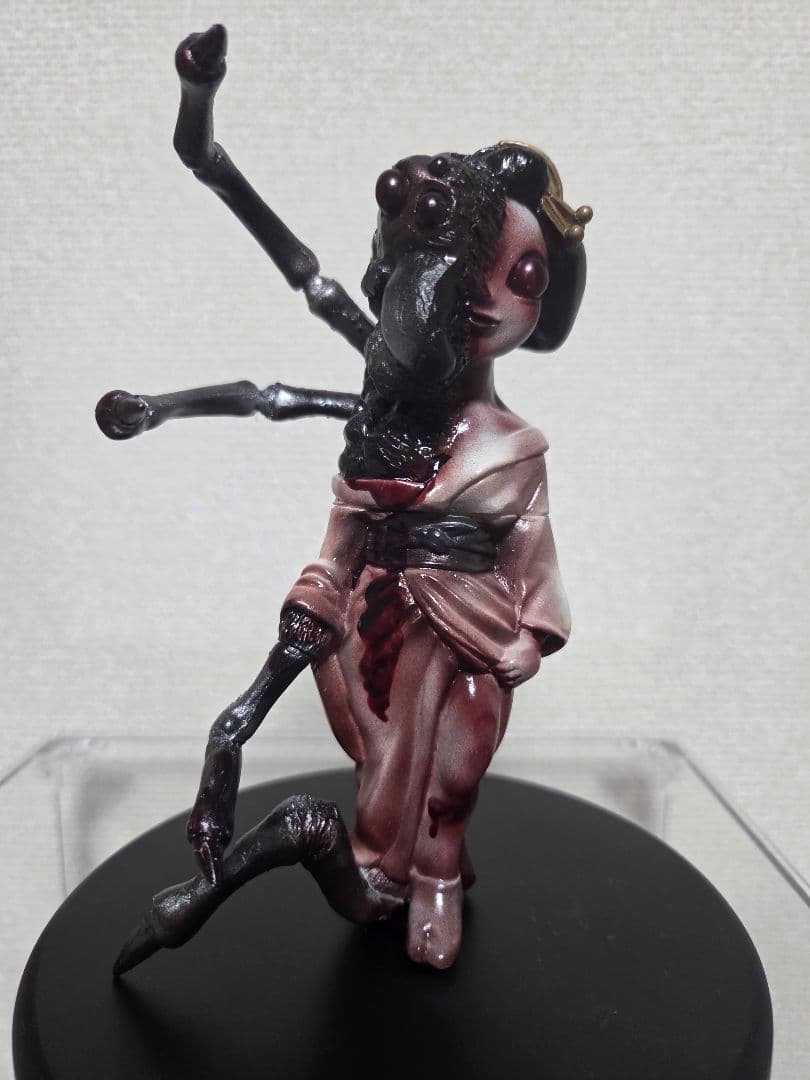 ヒカリトイズ/墓場の画廊 物ノ怪少女・女郎蜘蛛(屍)