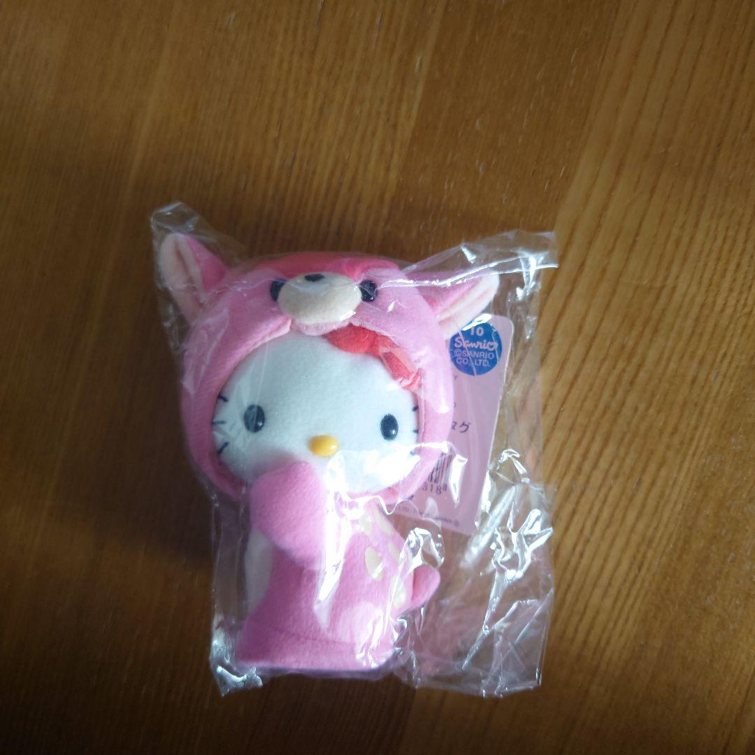 ハローキティ 奈良限定　ぬいぐるみマスコット　鹿　ピンク