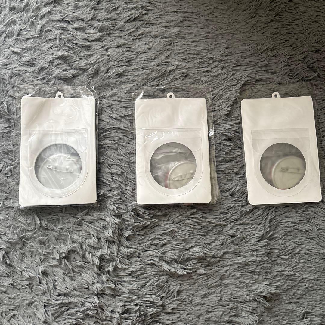 ヒロアカ　缶バッジ&特製ホルダー