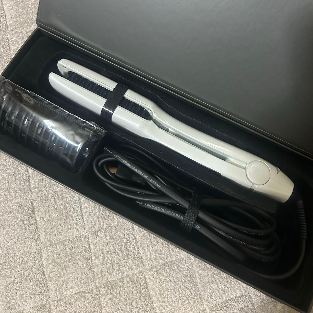 TWIN ブラシヘアアイロン ホワイト