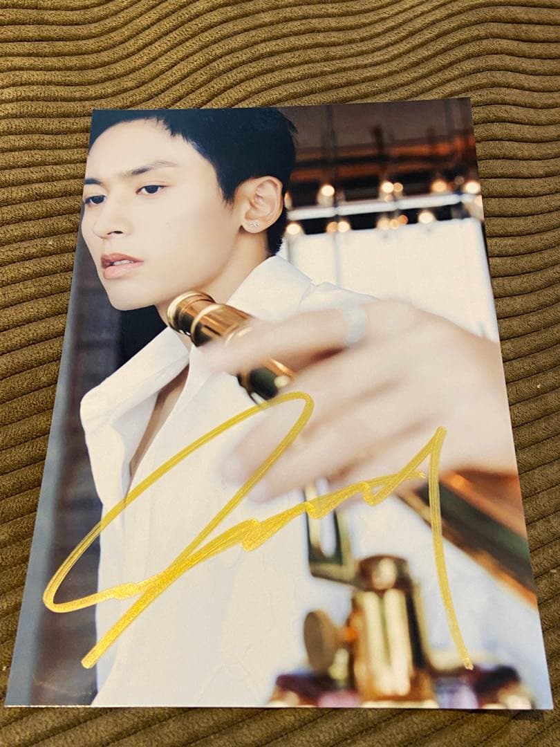 張哲翰 直筆サインまとめ 大幅割引入り(4月15日に返送する予定)