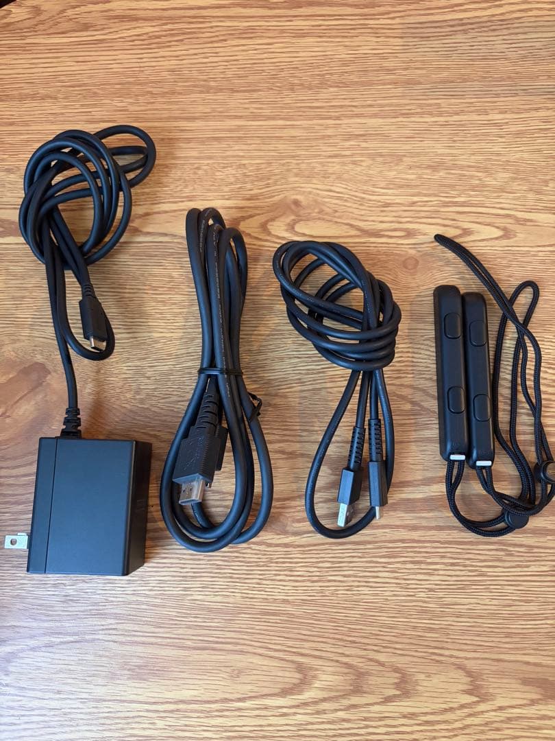 Nintendo Switch本体(箱無し)+プロコン+ケース+SDカード