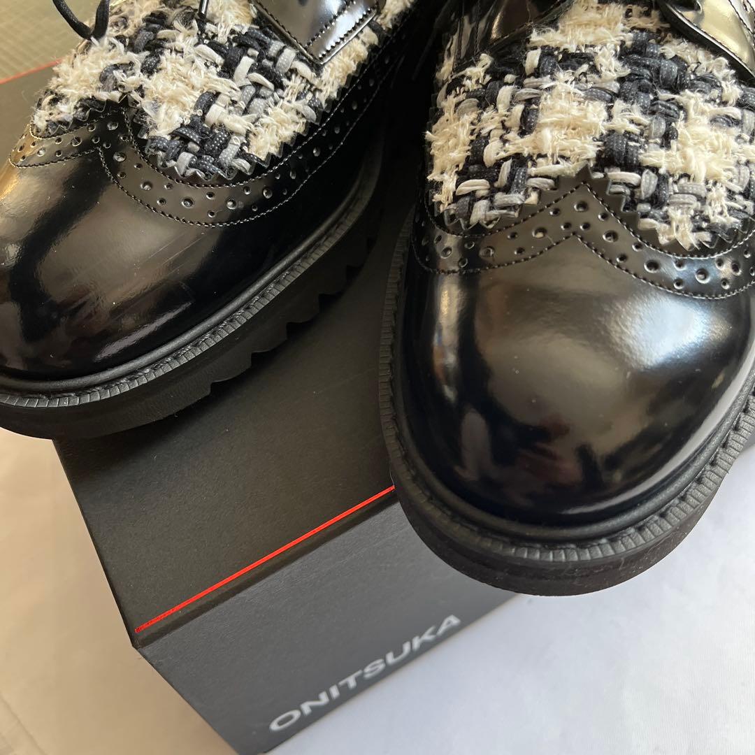 ONITSUKA BROGUEツイード