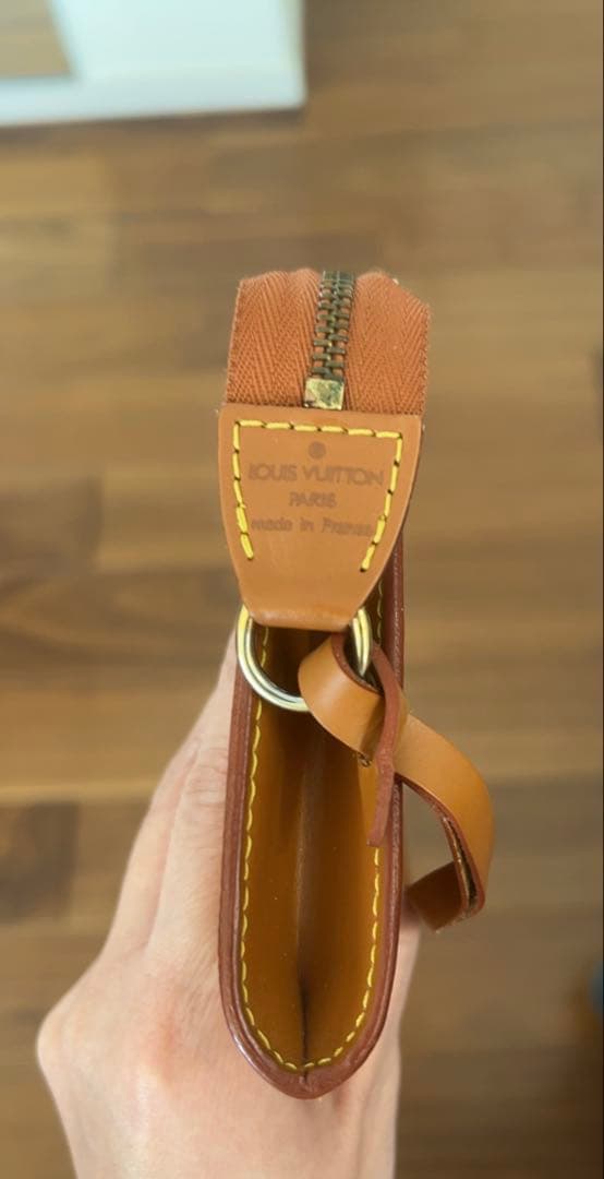 ルイヴィトンアクセソワール　エピ