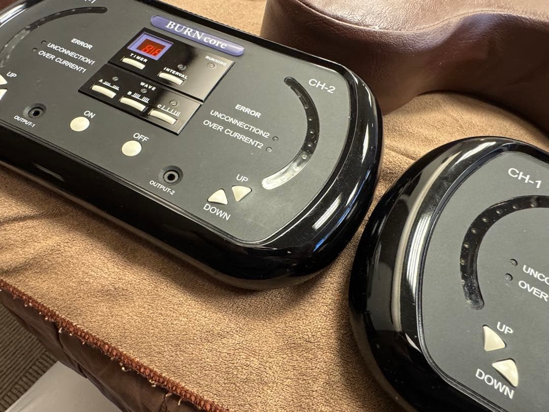 JOYトレ　BURNcore EMS 複合高周波マシン