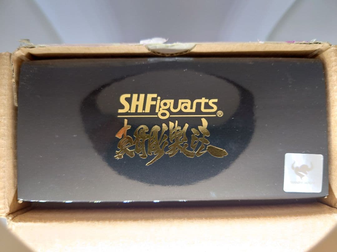 【新品】S.H.Figuarts（真骨彫製法） 黄金騎士ガロ（冴島鋼牙）