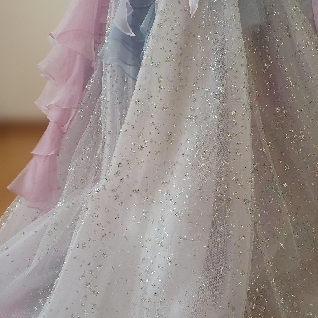 パステルフリルウェディングドレス