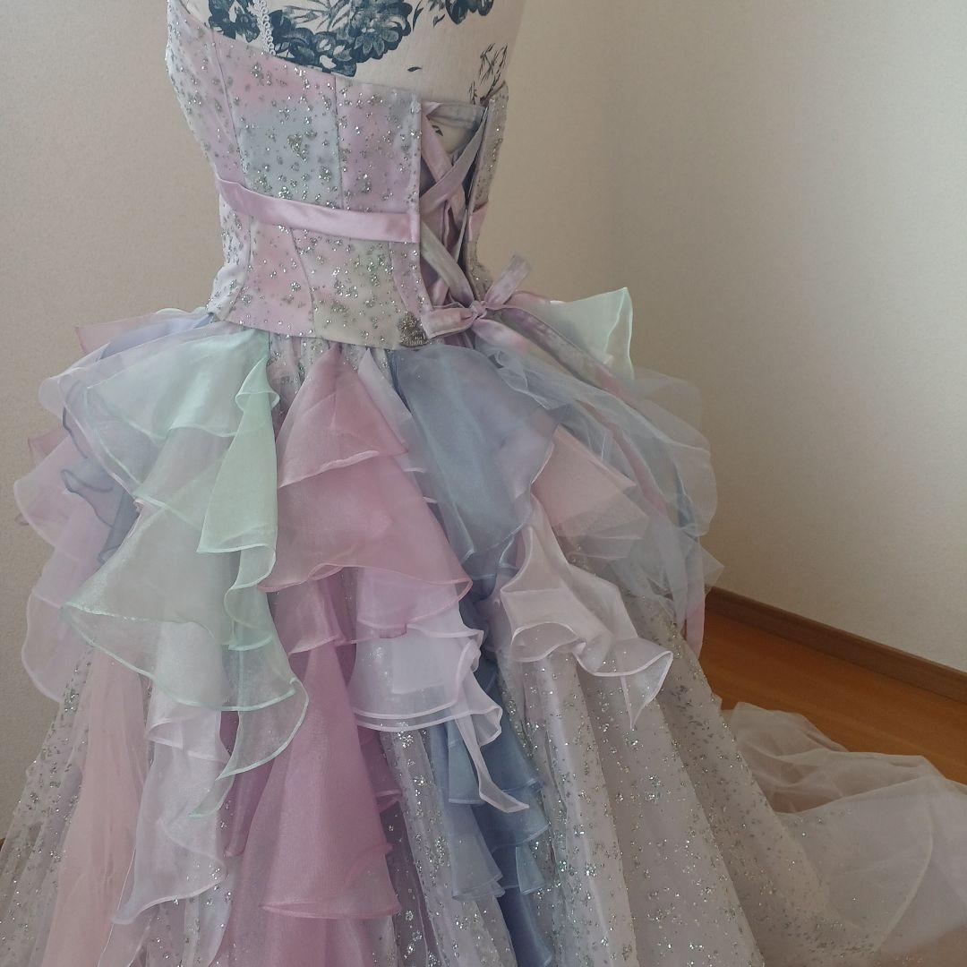 パステルフリルウェディングドレス