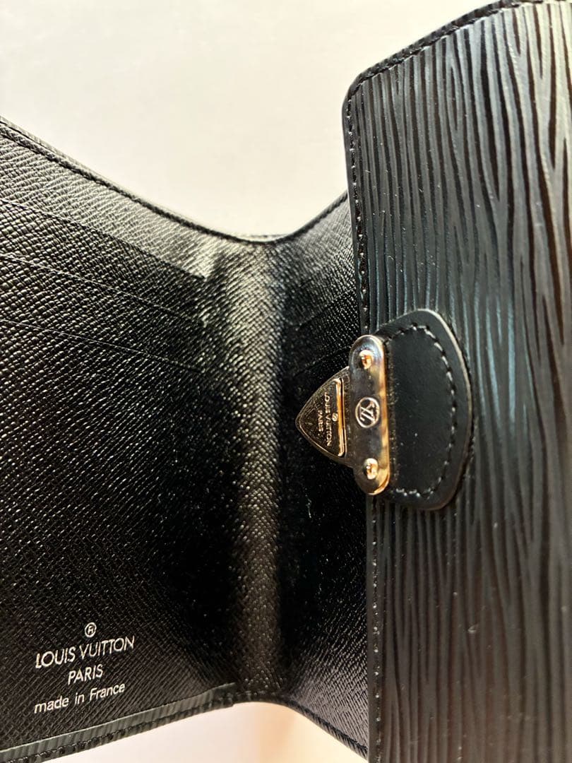 新品★LOUIS VUITTON(ルイヴィトン)折り畳み財布