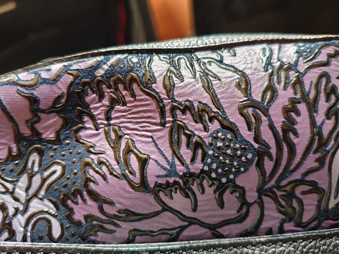 希少 印傳屋 フロニティ ショルダーバッグ 斜めがけ 肩がけ B5 黒×紫