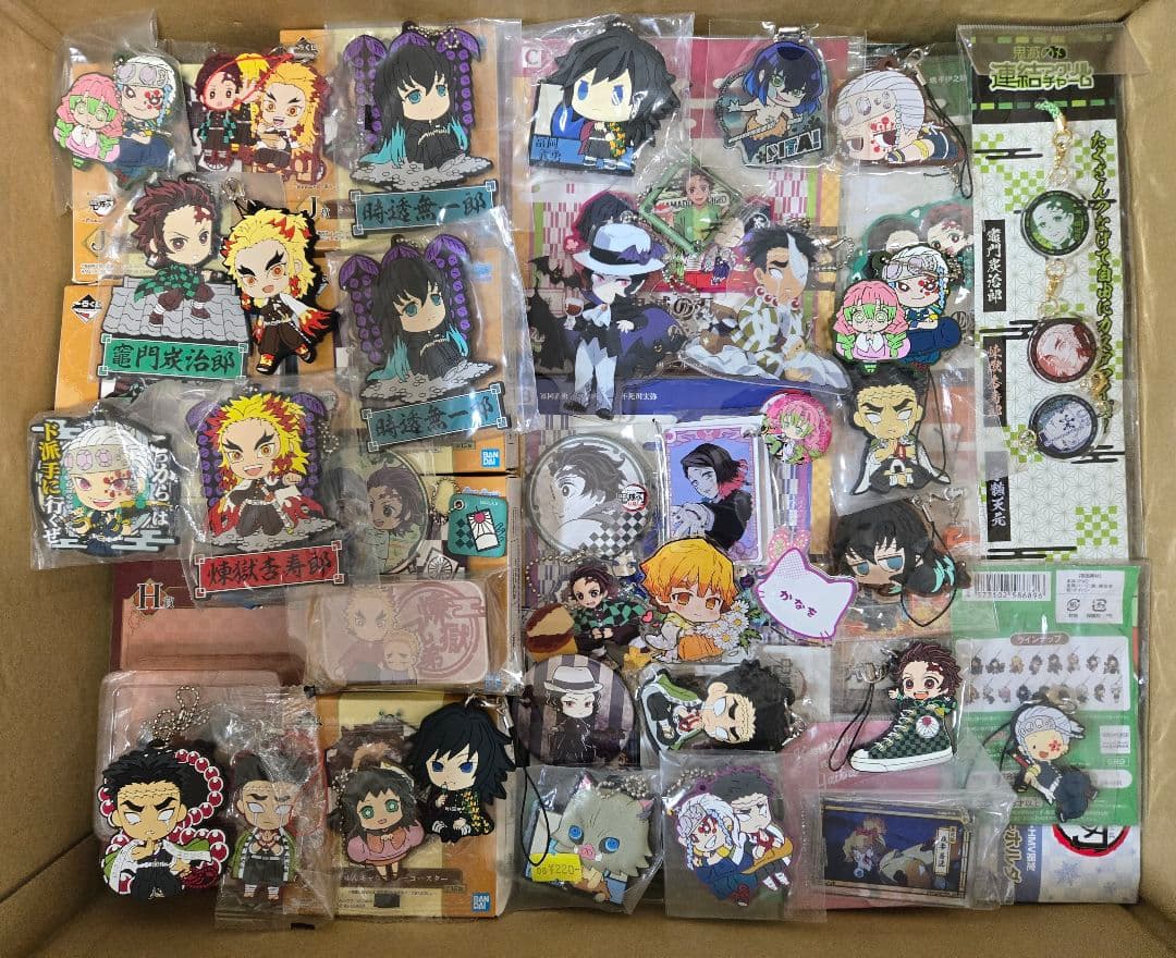 鬼滅の刃　まとめ売り　アニメグッズ　キャラクターグッズ