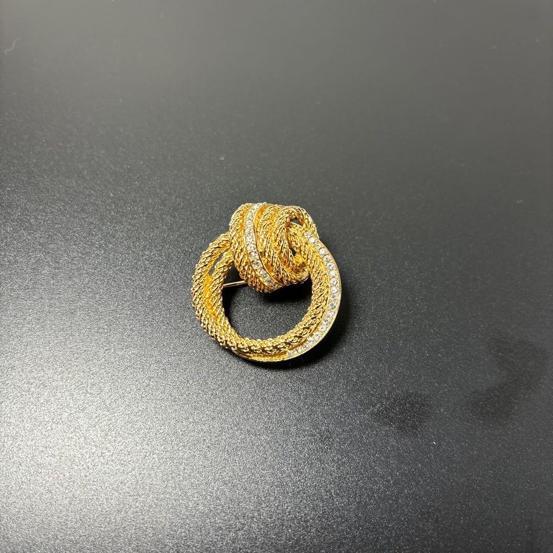 Christian Dior ブローチ　ゴールド　ビンテージ