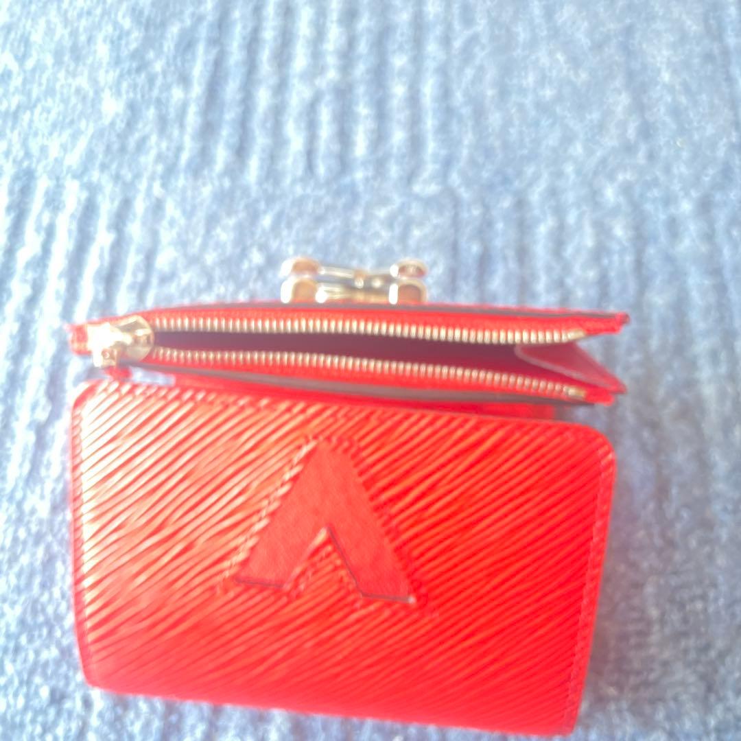 LV エピレザー 三つ折り財布 レッド