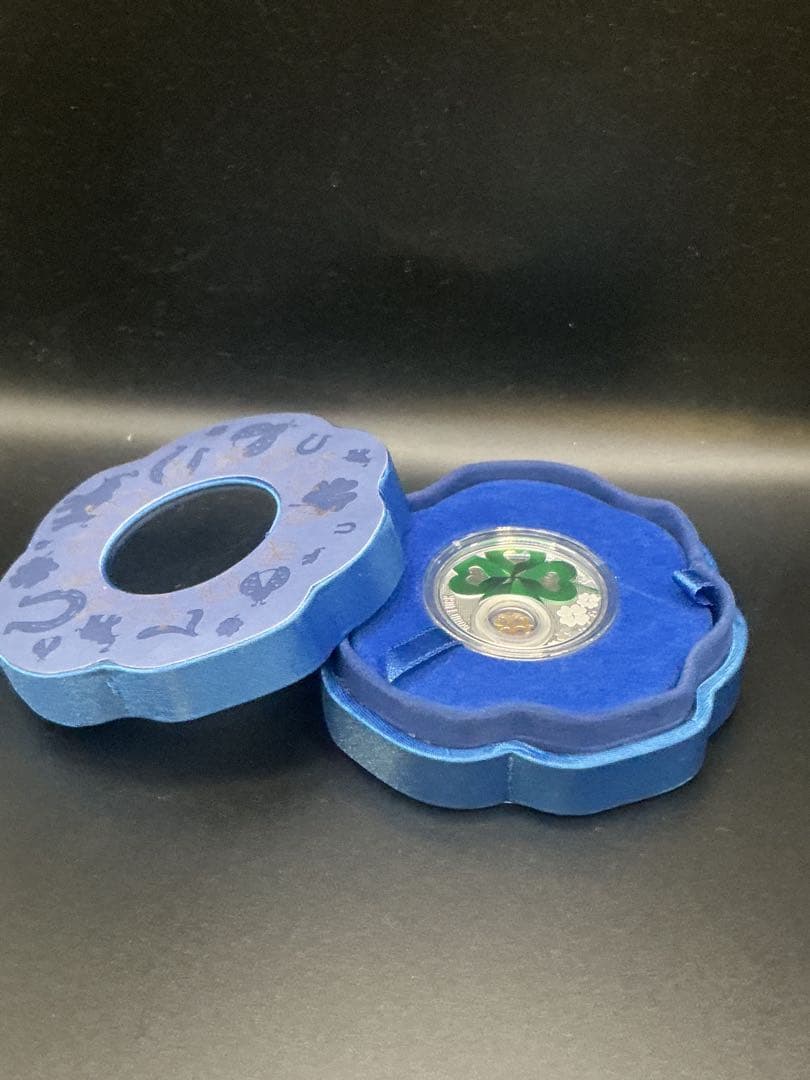 2024カメルーン 四葉のクローバー 金メッキ付きプルーフ銀貨　777枚限定