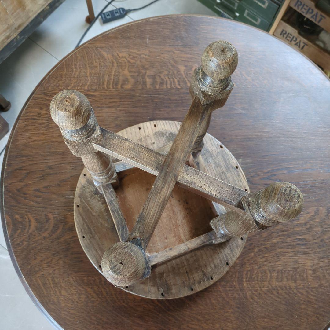 ブロカント　ビィンテージ花台　飾り台　サイドテーブル