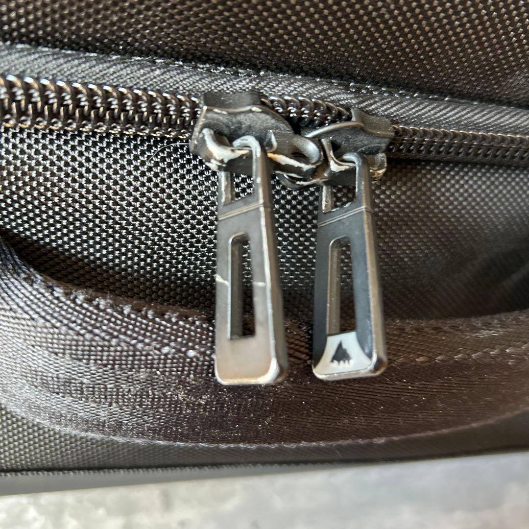 BURTON　86L　ウィーリーダブルデッキ　スーツケース　キャリーバッグ