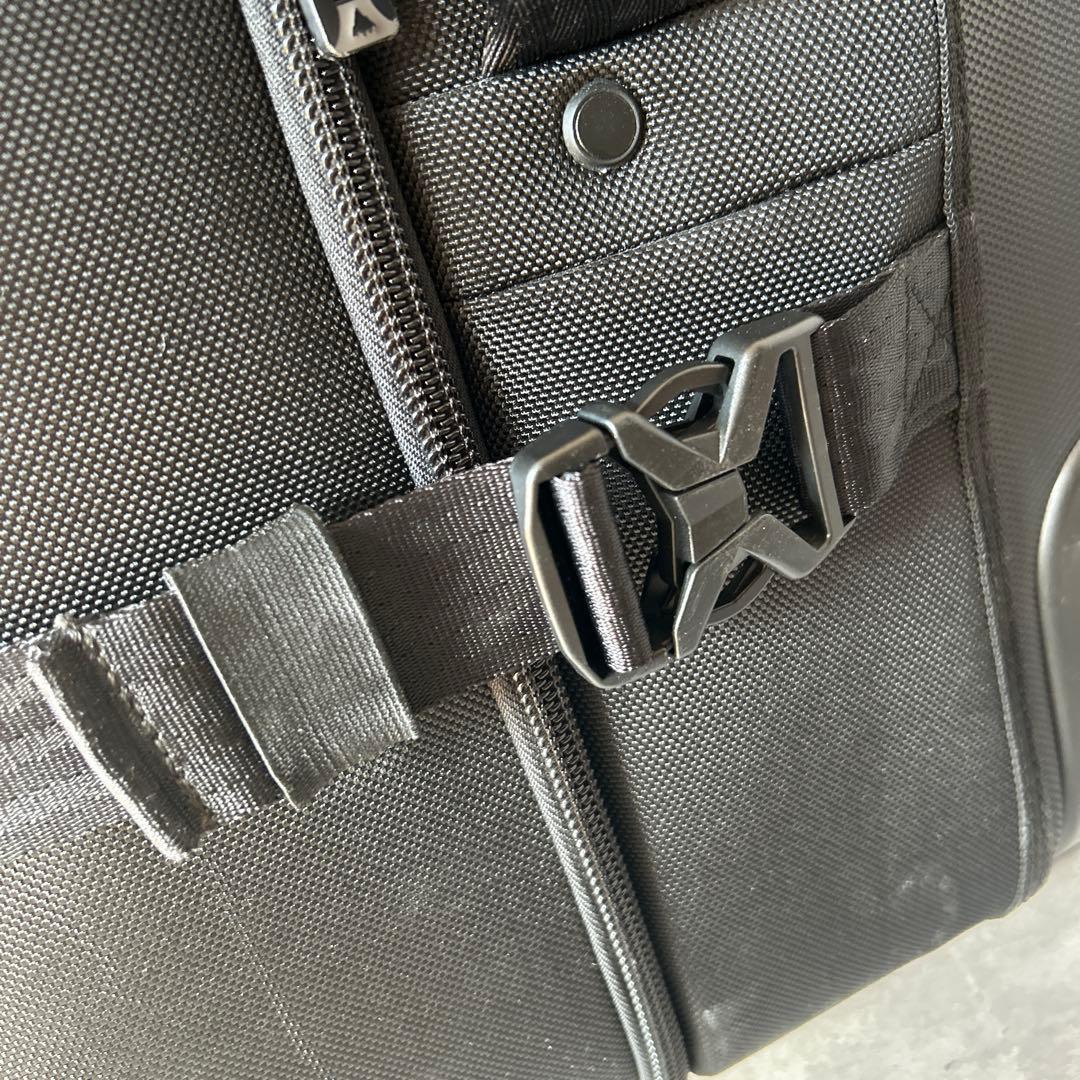 BURTON　86L　ウィーリーダブルデッキ　スーツケース　キャリーバッグ