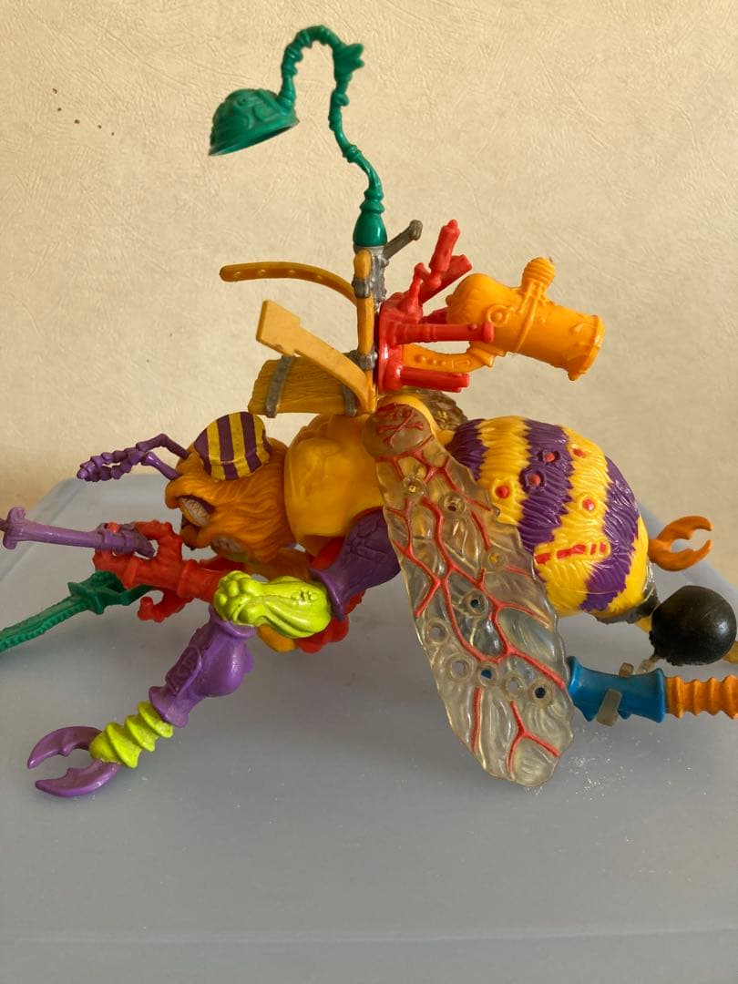 TMNTミュータントタートルズ フィギュア　2点セット。