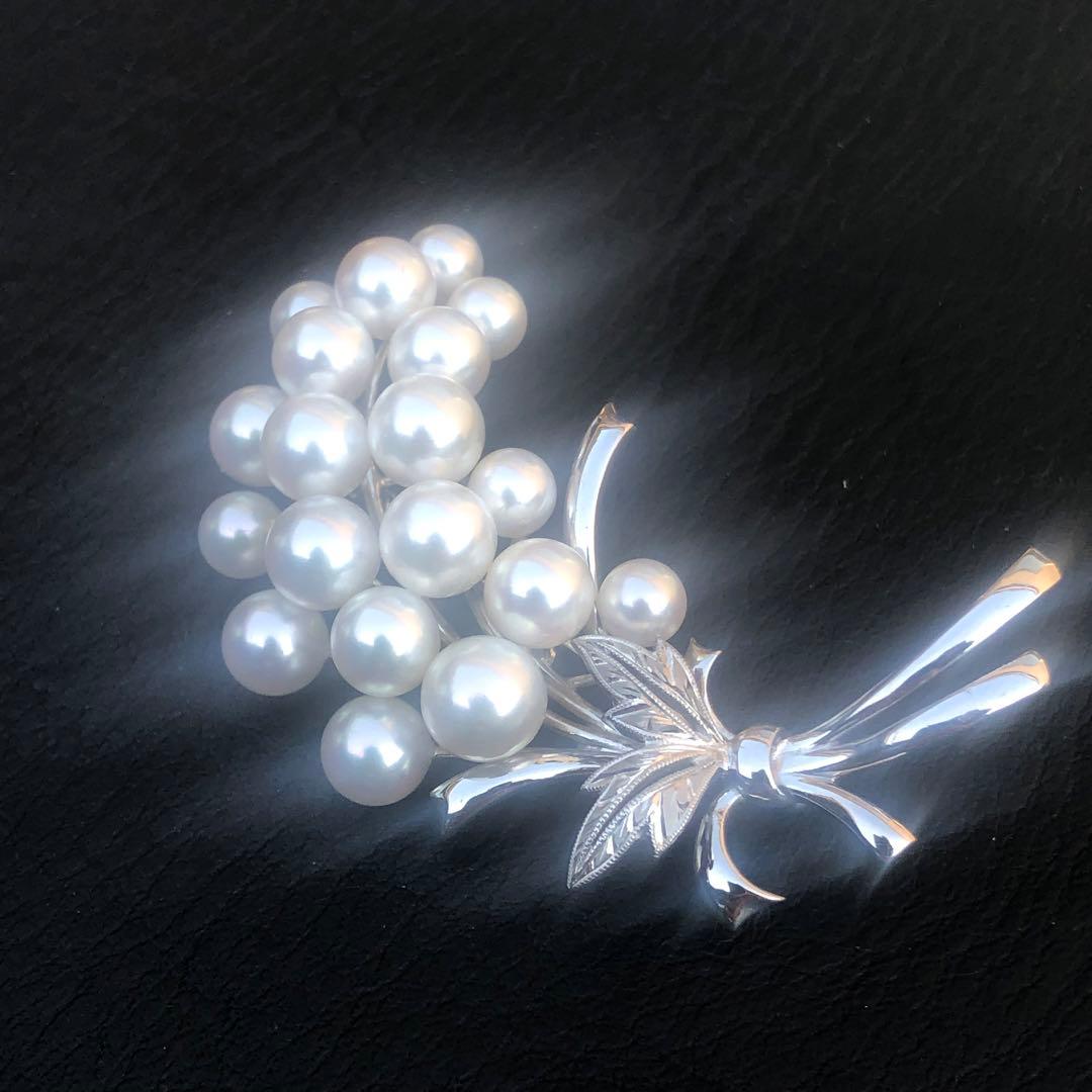 Mikimoto ミキモト真珠 K14WGブローチ あこや真珠　ぶどうモチーフ