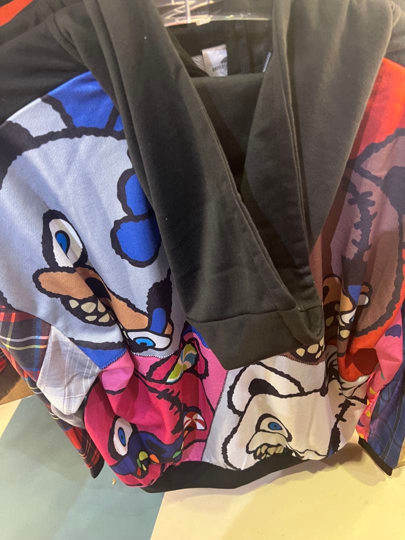 USJ 限定　ハミクマ　パーカー　Mサイズ