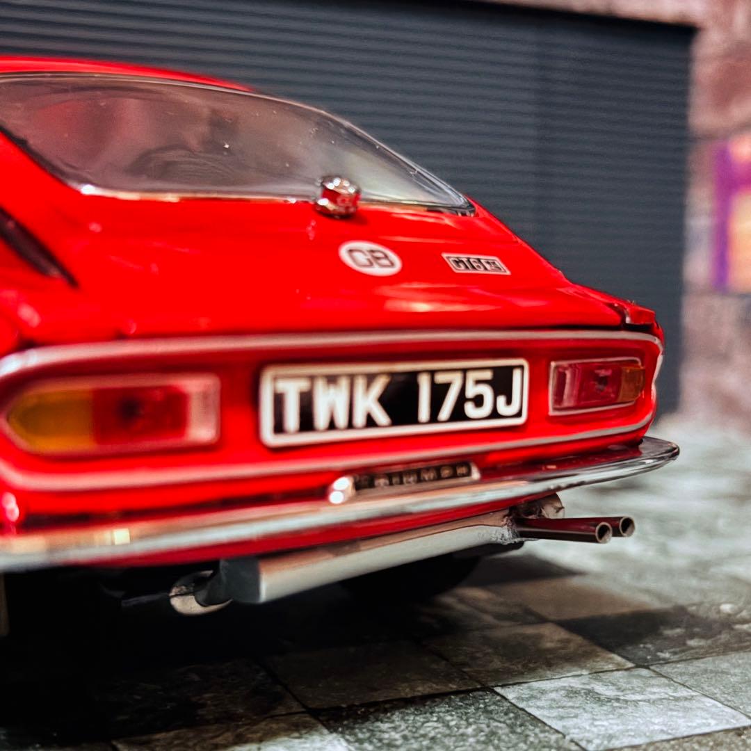 ワンオフカスタム 1/18 SunStar トライアンフ GT6 MK3