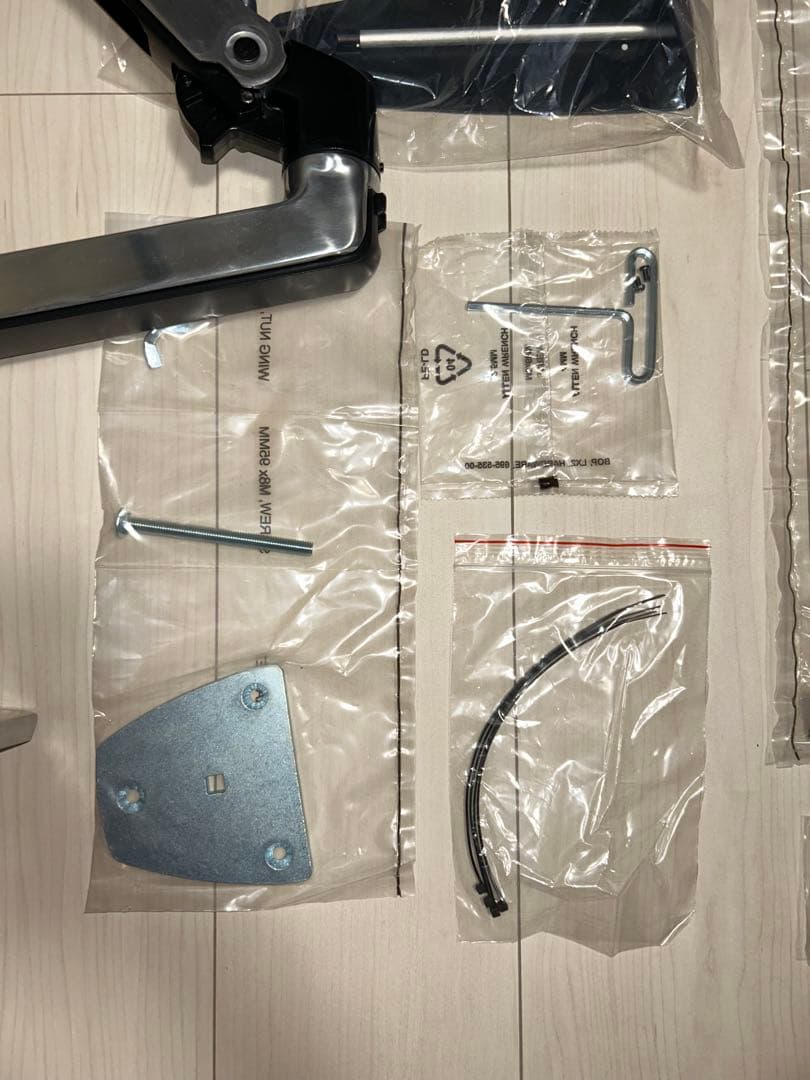 LXデュアルデスクマウントアームスタッキング(アルミニウム)