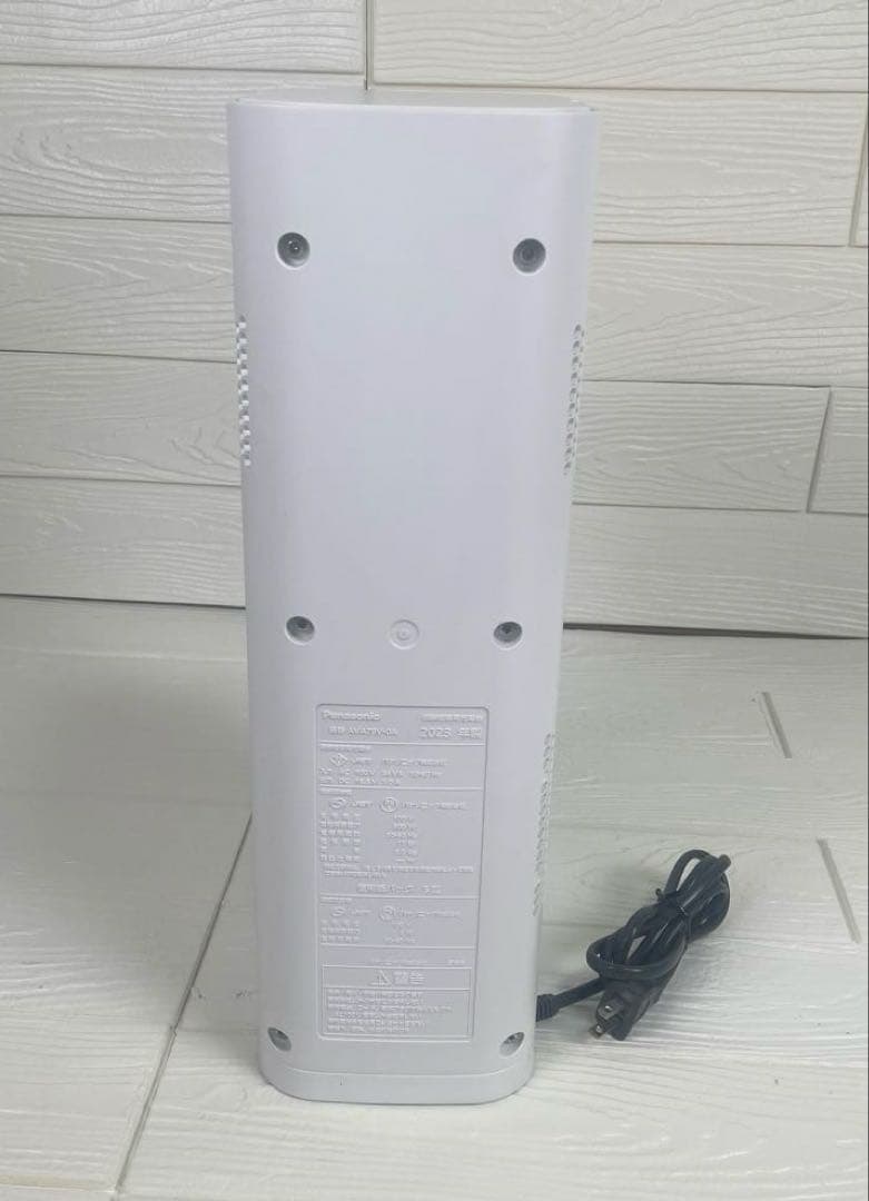 Panasonic 充電式掃除機 MC-NS10K 2023年製 紙パック付き