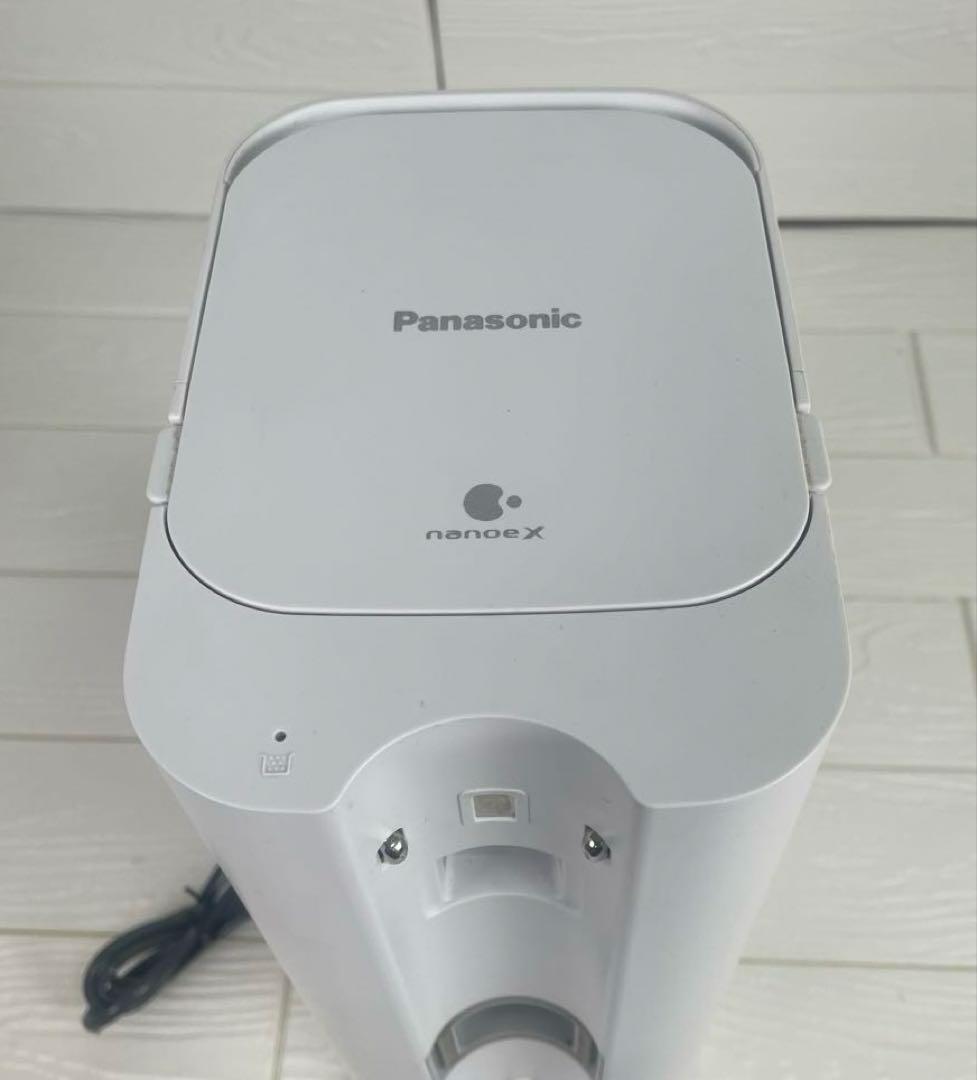 Panasonic 充電式掃除機 MC-NS10K 2023年製 紙パック付き