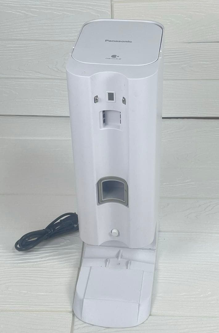 Panasonic 充電式掃除機 MC-NS10K 2023年製 紙パック付き