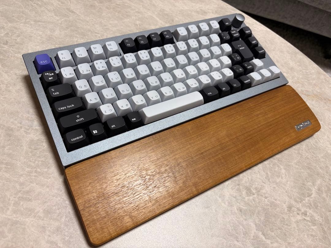 KeychronQ1 ProメカニカルキーボードJIS配列・茶軸・パームレスト付