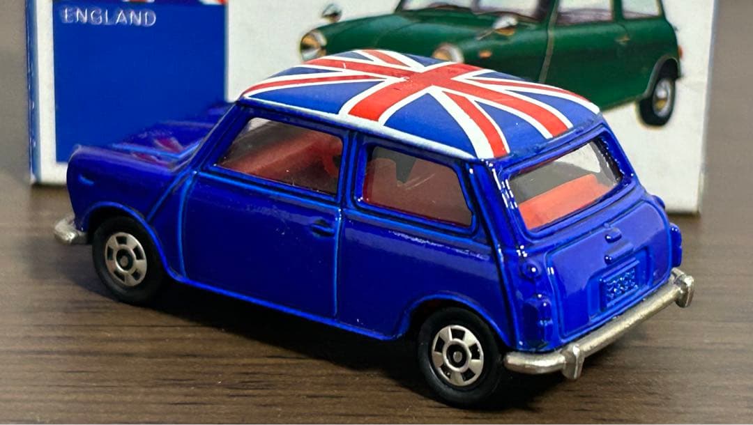 トミカ ミニクーパー 濃青 ユニオンジャック
