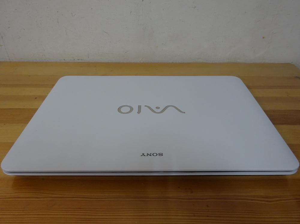 ソニーノートパソコン VAIO SVF153A1GN/中古特価良品