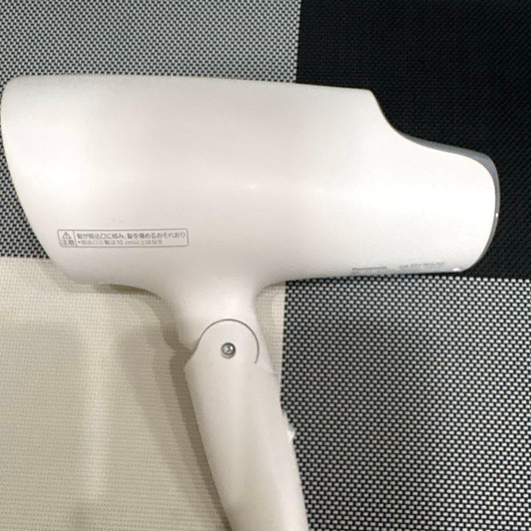 Panasonic　EH-NA0G-W　ウォームホワイト