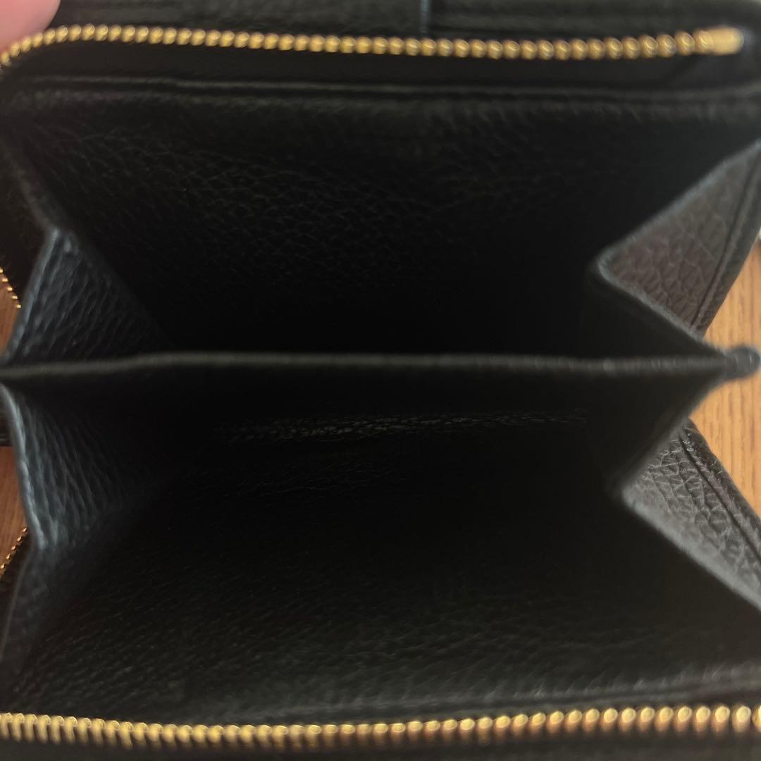 PRADA 二つ折り財布 ブラック