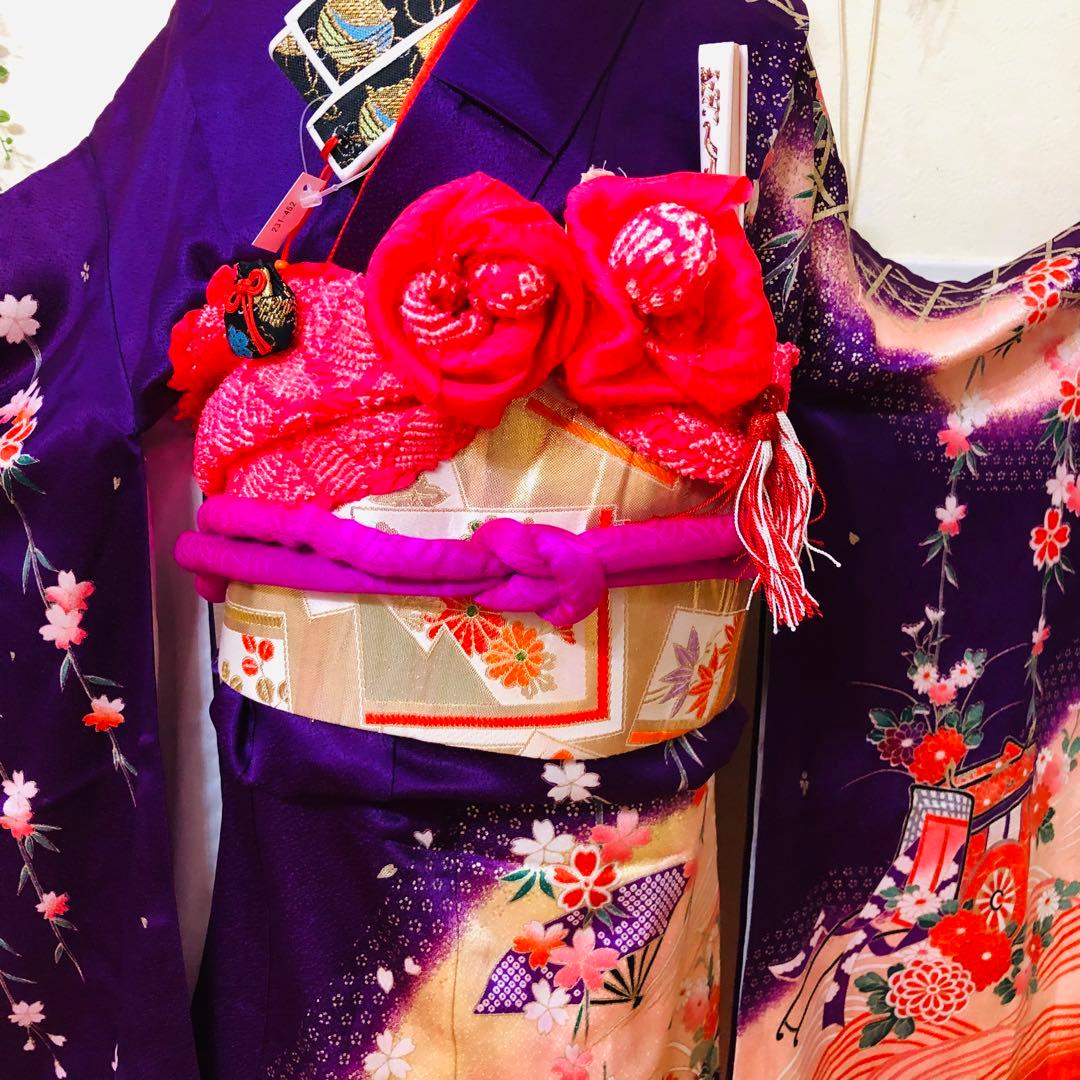 七五三七歳‼正絹豪華紫に裾赤地煌びやか❤️御所車金彩ラメ箔❤️完全フルセット