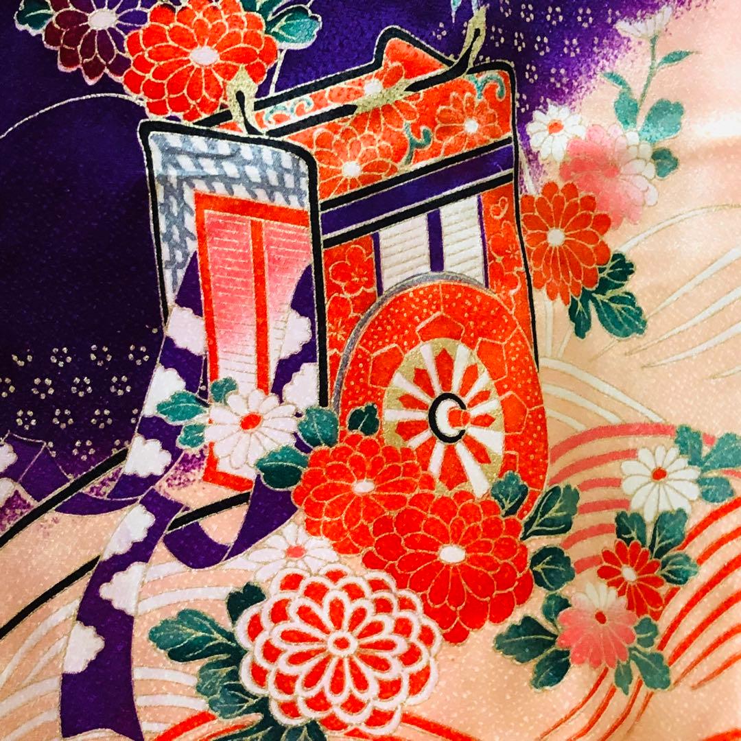 七五三七歳‼正絹豪華紫に裾赤地煌びやか❤️御所車金彩ラメ箔❤️完全フルセット