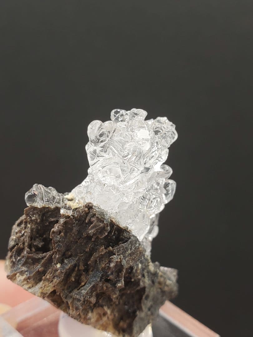 ハイアライトオパール 虹 天然石 原石 鉱物標本 鉱物 母岩付き ハンガリー産