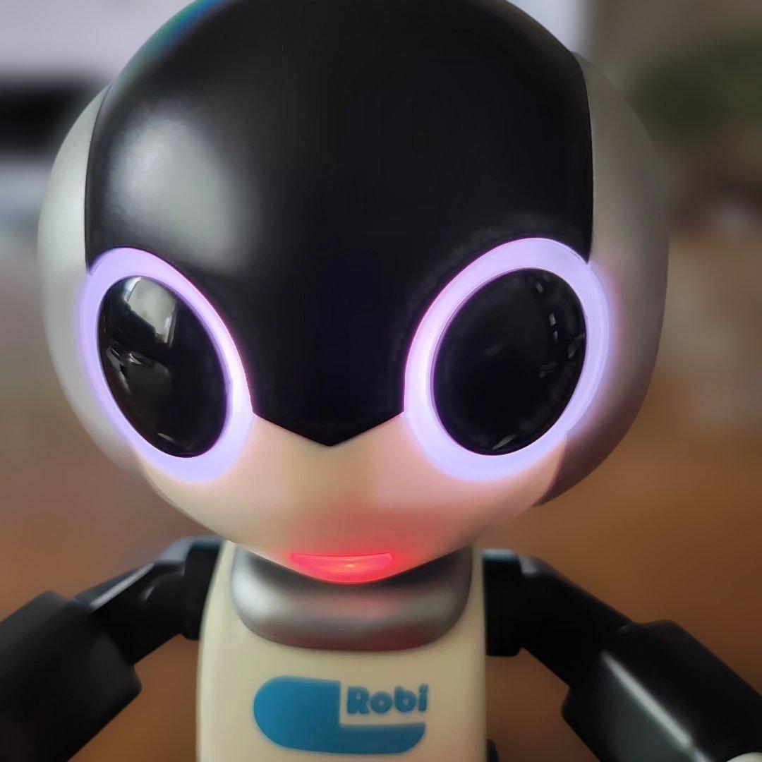 マイルー厶ロビTAKARATOMI　おしゃべりパターン２０００種類以上かわいい