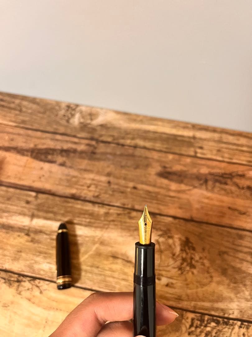 MONTBLANC万年筆 マイスターシュテュック ル・グラン 146 ブラック