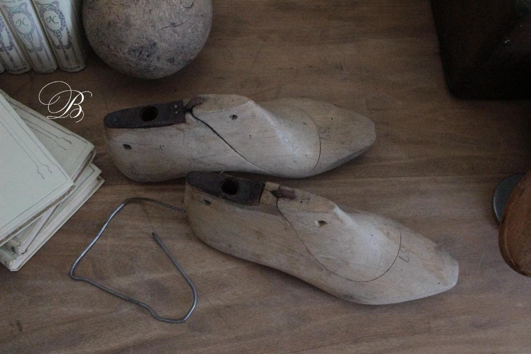 【B】フランスアンティーク木製シューモールド