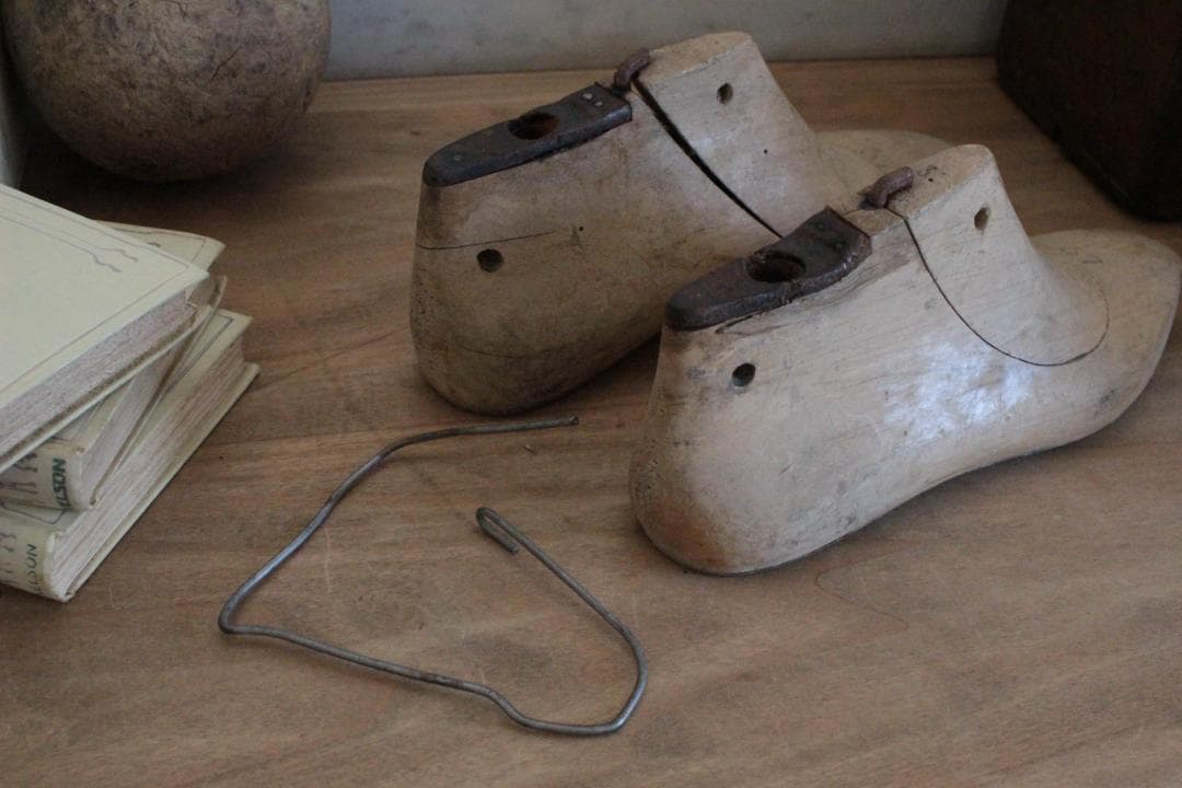 【B】フランスアンティーク木製シューモールド