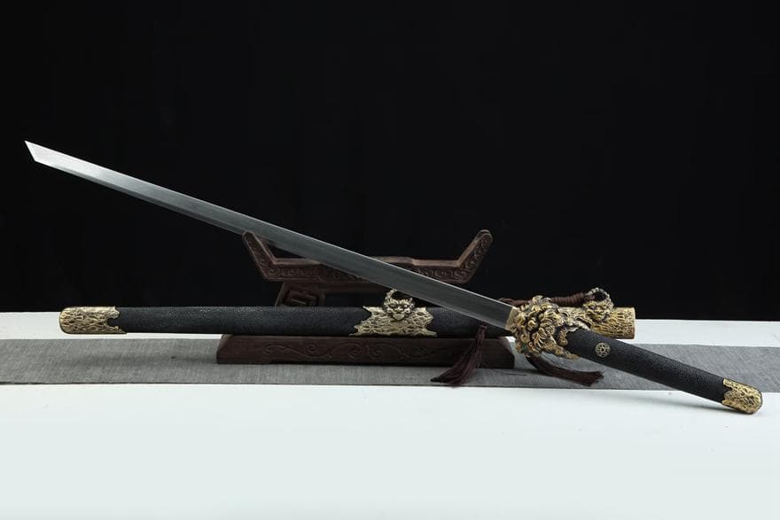天隕石祥竜刀 模造刀 居合刀 武士道 武具 漢剣 唐刀 龍泉剣 手鍛造打