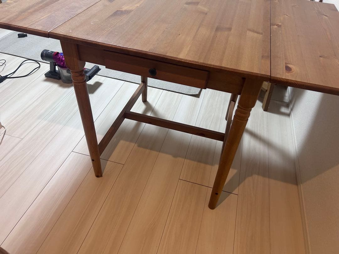 IKEA インガートルプダイニングテーブル