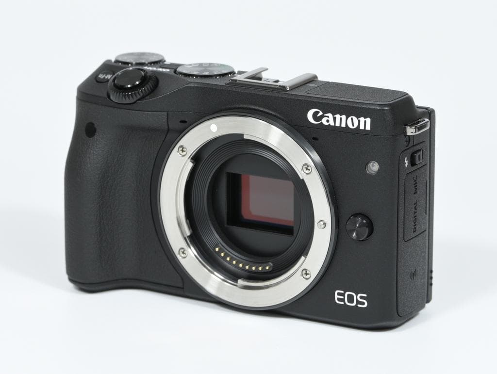 【超美品】 キヤノン　Canon EOS M3 ダブルレンズキット