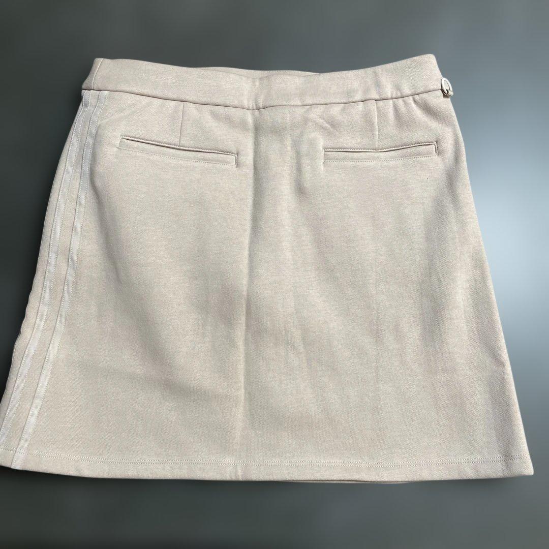 アディダスゴルフ　長袖トレーナー&スカート裏起毛セットアップ　スリーライン