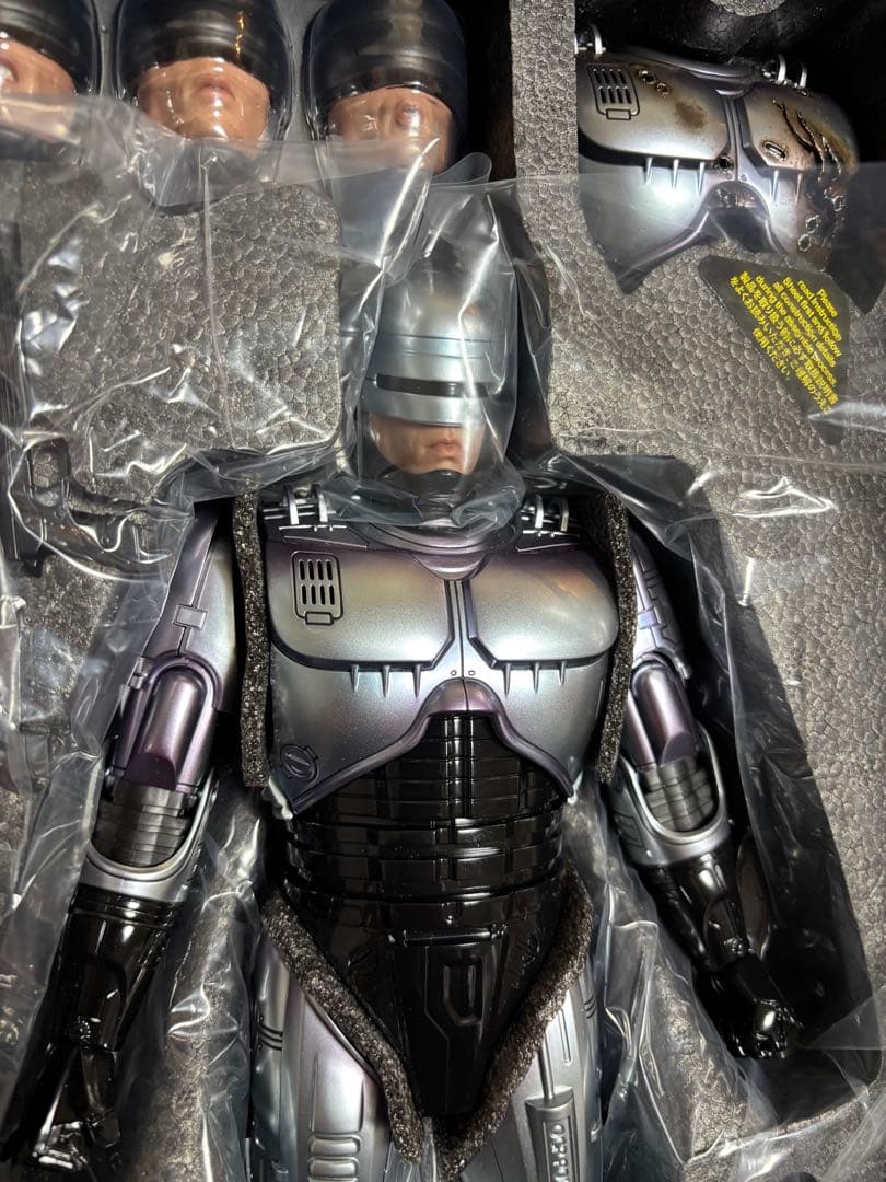 ホットトイズ ロボコップ 3 ダイキャスト 1/6 フィギュア